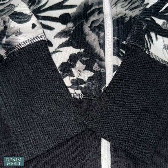 Lululemon Calm & Cozy Jacket Brisk Bloom Black White Cotton Fleece Sz 8 ~ RARE!! - Picture 16 of 16